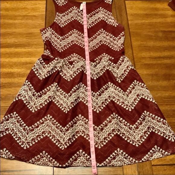 Xhileration Juniors Teens Red White Soft Zig Zag Dress Size Large - Picture 7 of 10